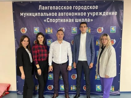 Комитет по социальному развитию Молодежного парламента при Думе Югры провел выездные совещания в Мегионе и Лангепасе в рамках работы над инициативами