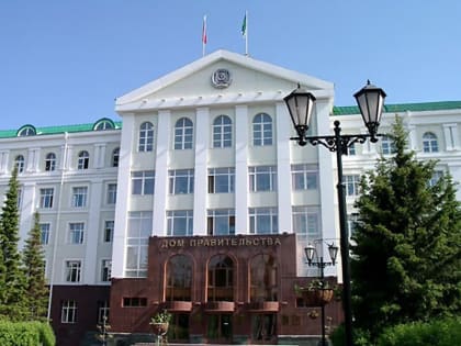 Сергей Заплатин принял участие в ряде совещаний в окружной столице