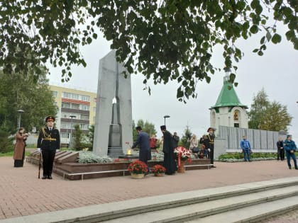 3 сентября на мемориале славы Сургута прошел митинг памяти жертв Беслана