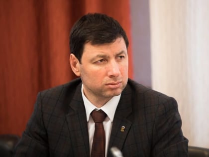 Николай Ташланов принял участие в заседании Комиссии по делам несовершеннолетних и защите их прав