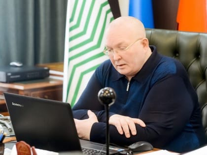 Владимир Семенов принял участие в заседании Правительства автономного округа