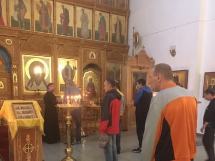 В храме святителя Николая Чудотворца провели экскурсию для подопечных «Излучинского дома-интерната».