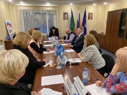 Наталья Западнова: «Актив  «Женского движения» в Сургуте –   инициативные и неравнодушные женщины, готовы помогать тем, кто нуждается в помощи»