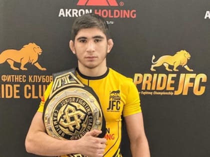 Спортсмен из Сургута победил москвича на турнире JFC Pride