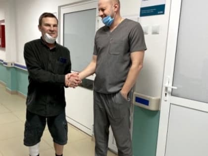 Челябинцу с четвертой стадией рака восстановили челюсть из костей голени