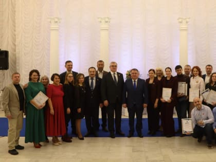 В Нижневартовске наградили журналистов