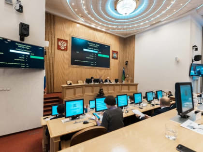 Северную надбавку в Югре будут выплачивать с первого дня работы