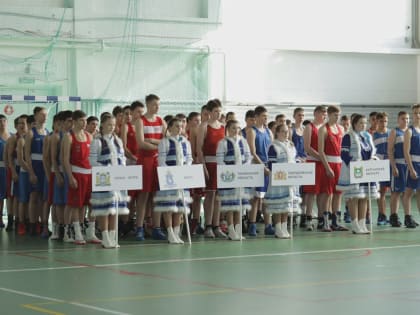 Октябрьский район Югры впервые принял первенство УрФО по боксу