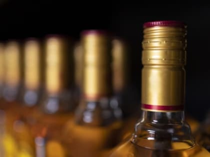 Югорчан просят быть внимательными из-за ситуации с отравлениями алкоголем