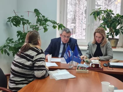 Василий Филипенко провел прием граждан по личным вопросам