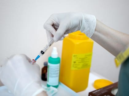 В Югре депутаты предлагают ввести обязательную вакцинацию от кори и дифтерии для мигрантов