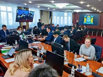 Единороссы Ханты-Мансийского района приняли участие в пленарном заседании Молодёжного парламента Ханты-Мансийского автономного округа - Югры