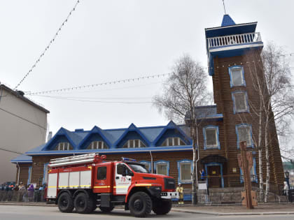 Поздравляем работников пожарной охраны с профессиональным праздником!