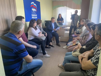 Александр Морозов встретился с гражданами ДНР и ЛНР.