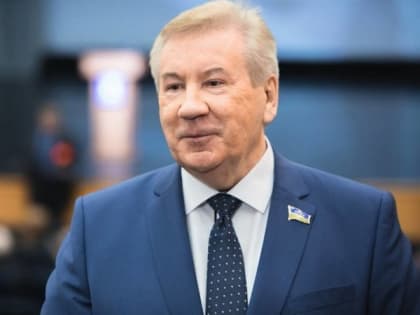 Борис Хохряков поздравил югорчан с Днём физкультурника