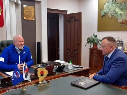 Владимир Семенов провёл встречу с заместителем главы района