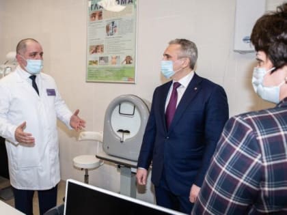 ​Александр Моор оценил реализацию программы модернизации первичного звена здравоохранения в регионе