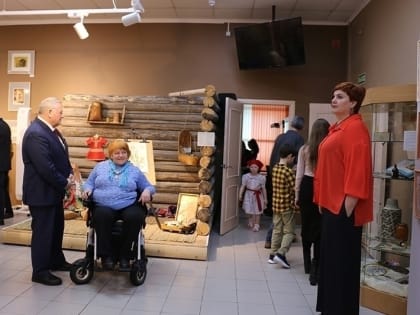 «Есть в марте день особый»