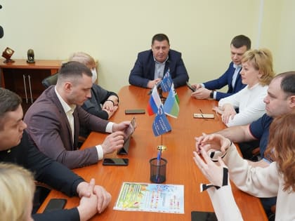 Партийный десант» обсудил сроки и темпы строительства городских объектов