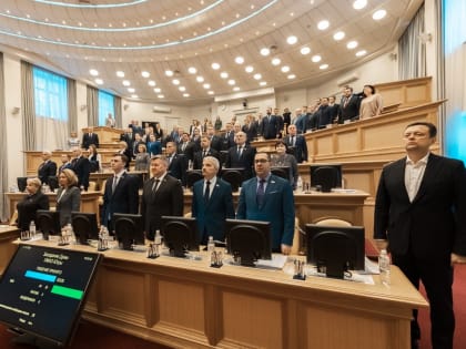 Оксана Михеева: «Благодарю депутатов, органы исполнительной власти, Правительство Югры за слаженную работу в этом году»