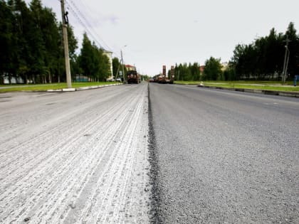Владимир Зиновьев принял участие в мониторинге состояния дорог Нижневартовска