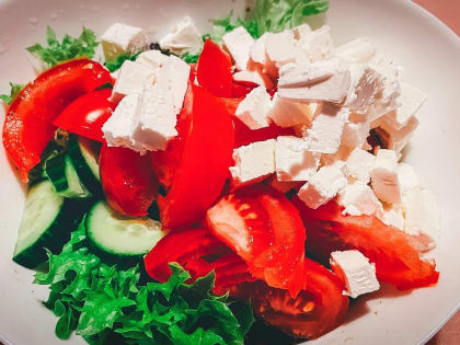 Роспотребнадзор закрыл опасное производство салатов в ХМАО после случаев отравления