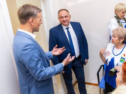 Максим Ряшин посетил центр «Сбор призывникам Ханты-Мансийска»