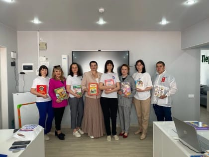 В Югре стартовала акция «Книги Донбассу»