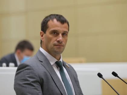 Сенатор Эдуард Исаков: «В России необходимо создать комплексное сопровождение военнослужащих получивших ранения в зоне СВО»