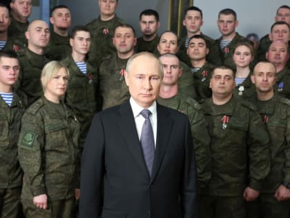 Владимир Путин поздравил россиян с Новым годом