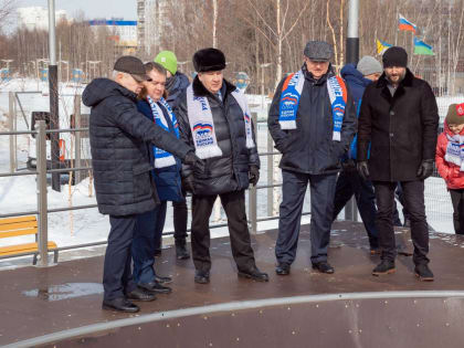 В Нижневартовске партийный десант проинспектировал социально значимые объекты