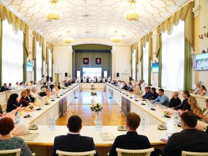 Более 100 работников торговли КуZбасса награждены в преддверии профессионального праздника