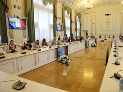 Сергей Цивилев отметил важную роль предприятий легкой промышленности КуZбасса в поддержке участников СВО