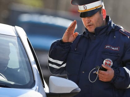 Госавтоинспекторы провели массовую проверку водителей на дорогах Югры