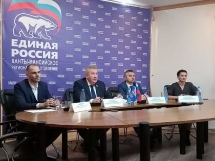 Борис Хохряков: «Спортивные залы для самбо планируется открыть в каждом муниципалитете Югры»