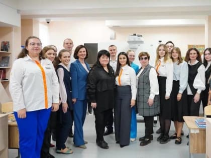 Наталья Западнова встретилась с молодыми педагогами Нижневартовска
