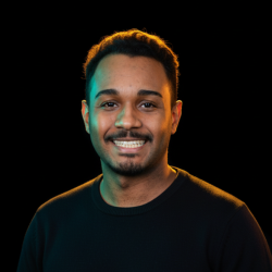 Dani Saints | IA, Tecnologia e Negócios Digitais