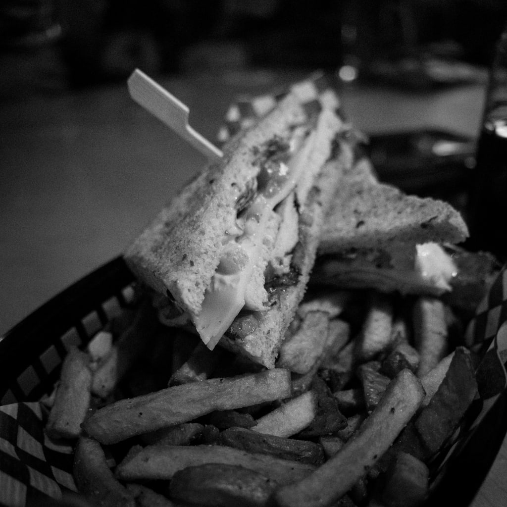black and white picture of a sandwich