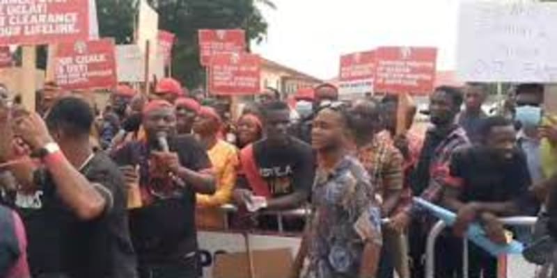 GES Bans Teachers From Picketing Over Unpaid Arrears