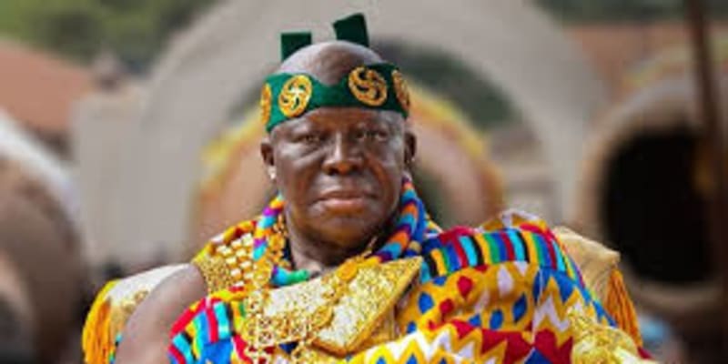 Power is transient, Stay away from Chieftancy issues. - Otumfoɔ warns Mahama’s Ministers