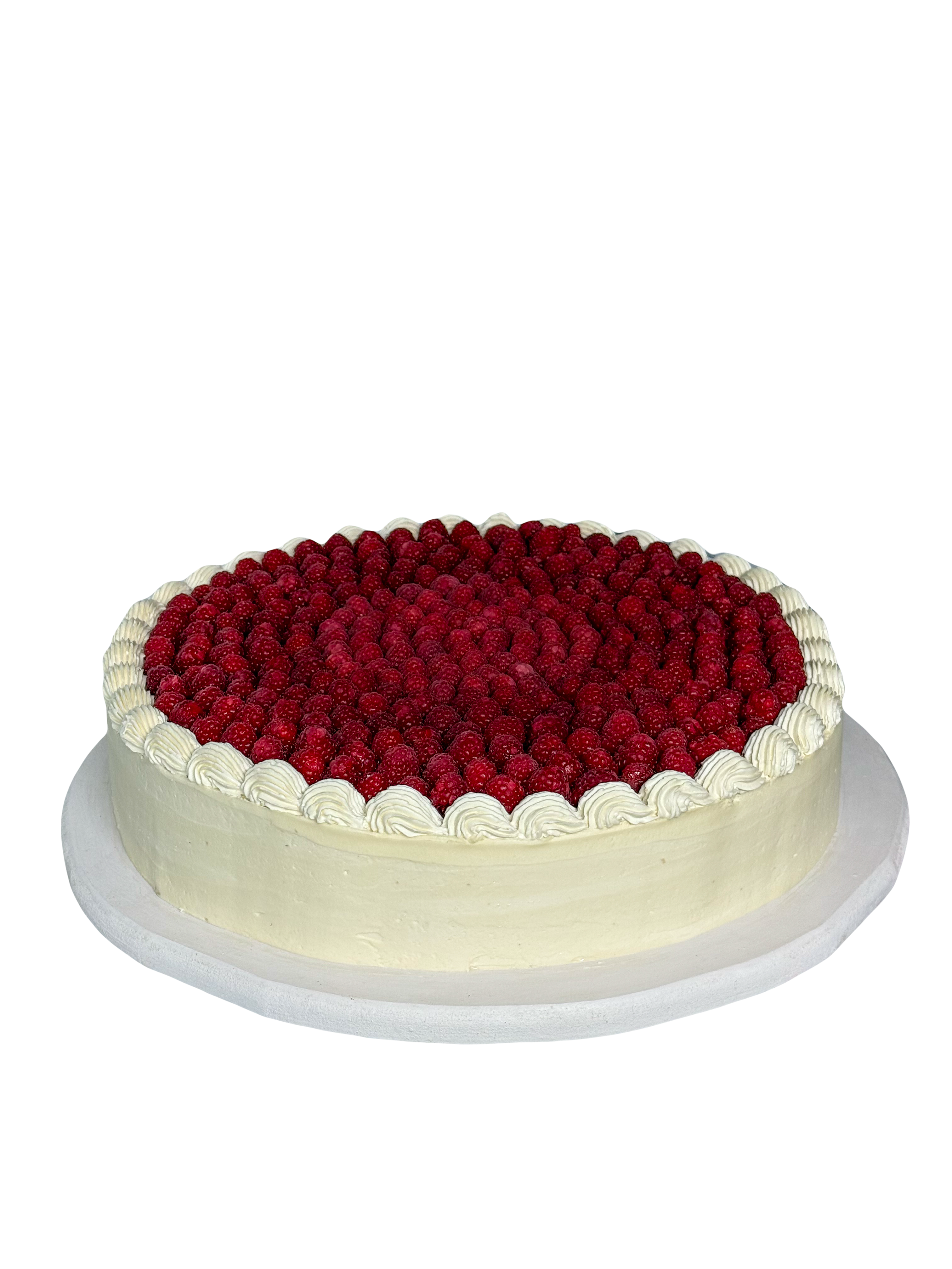 Exquisite wedding cake with detailed sculptural artistry