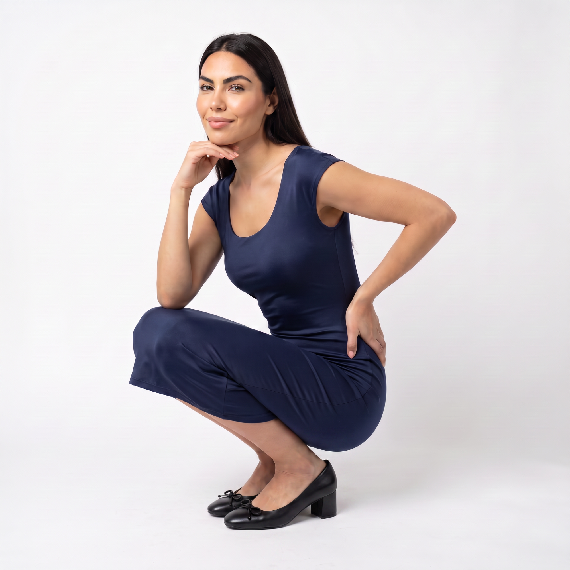 Why Every Woman Needs a Versatile Midi Dress in Her Wardrobe — photo 2