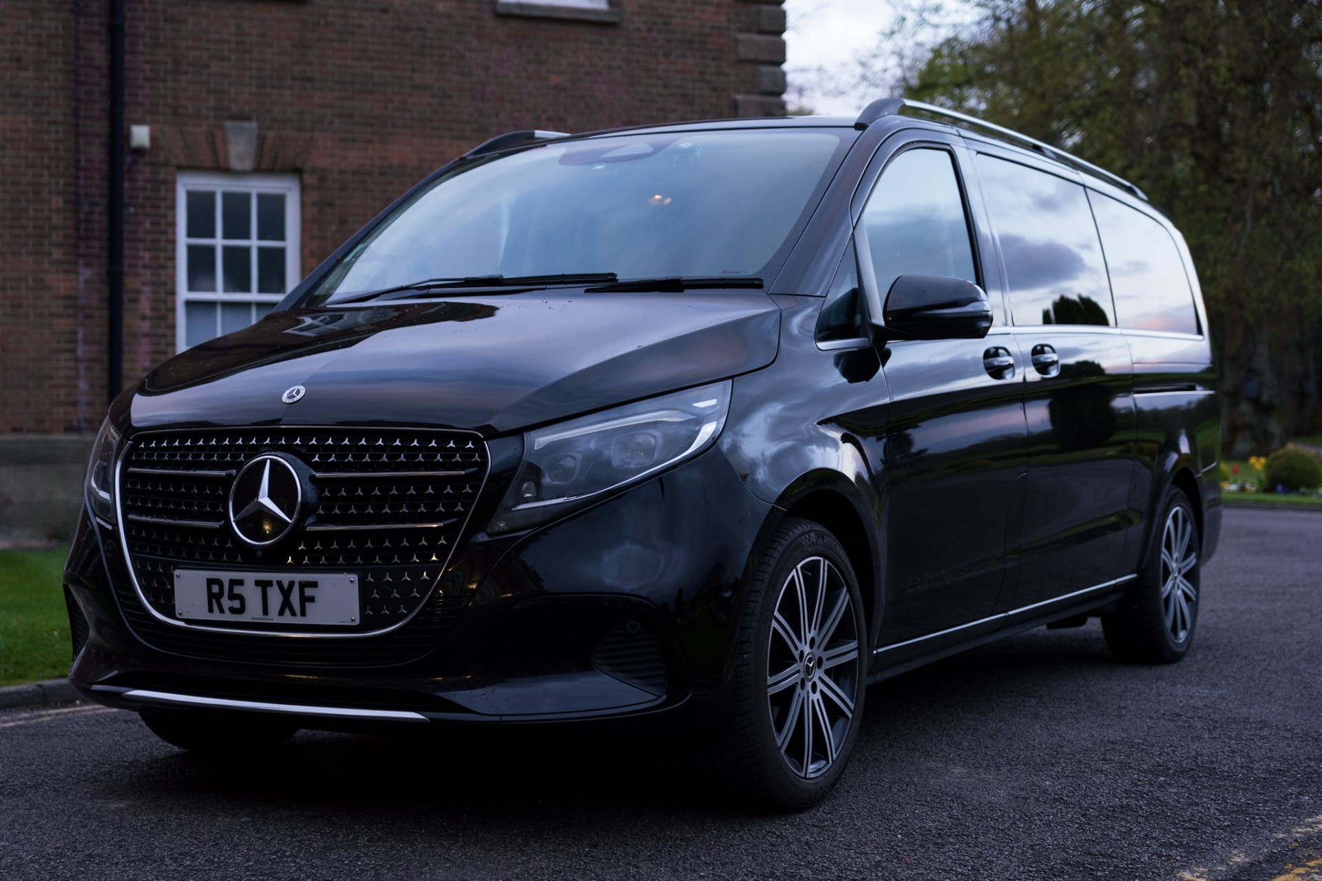 R5 Executive chauffeur service in Cheshire