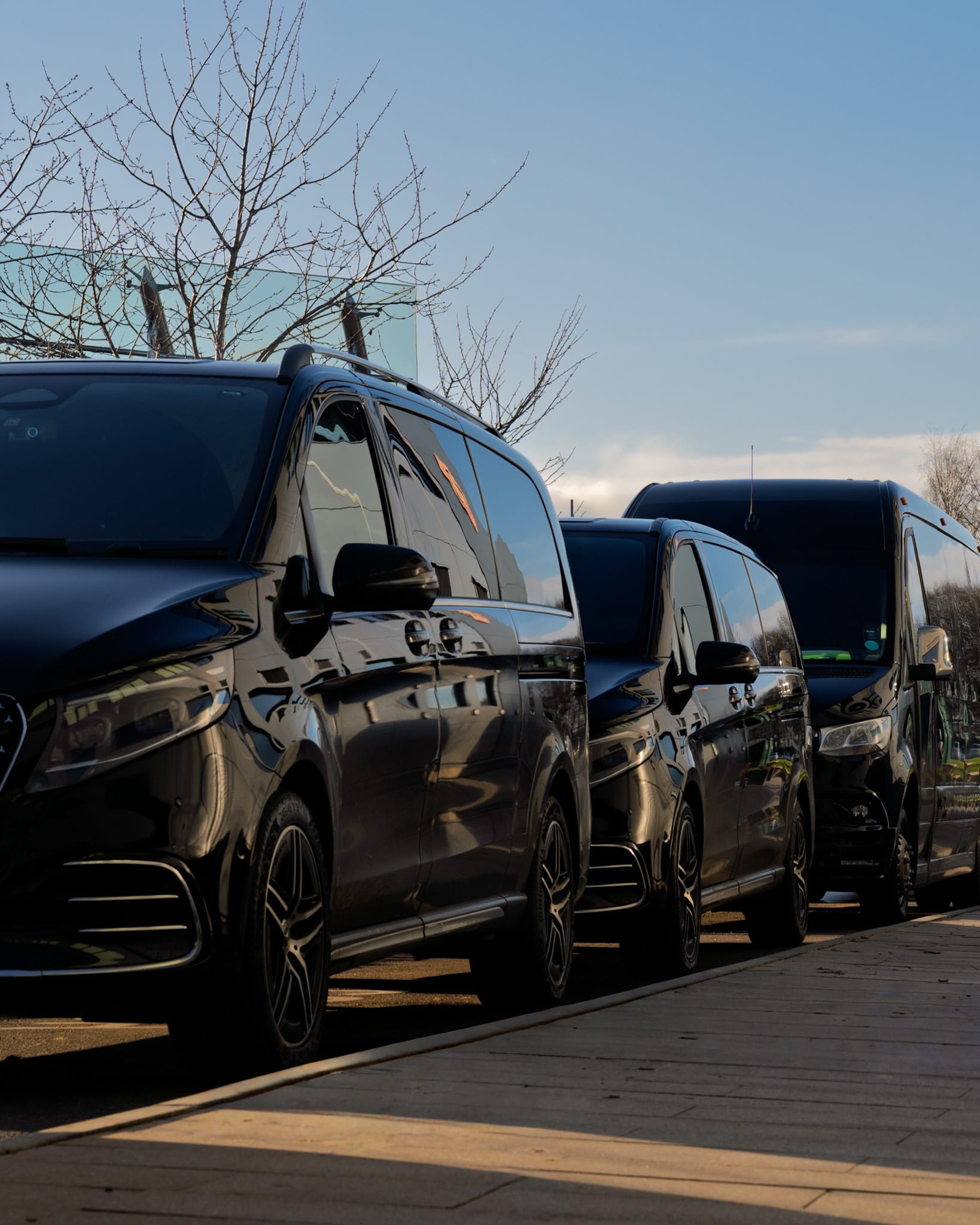 R5 Executive vehicles at event location