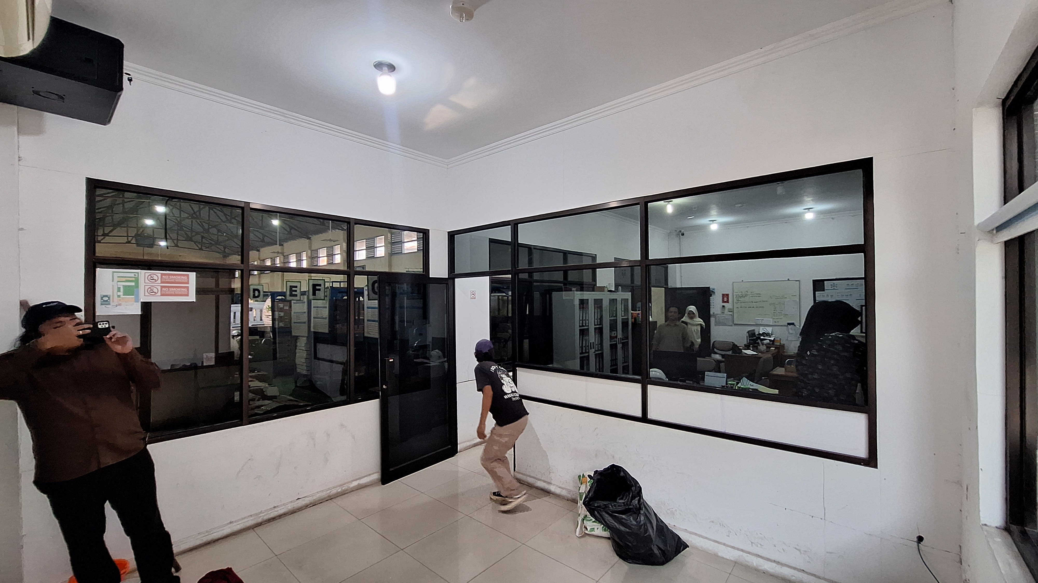 Renovasi Ruang Rapat PLN Jajar 2