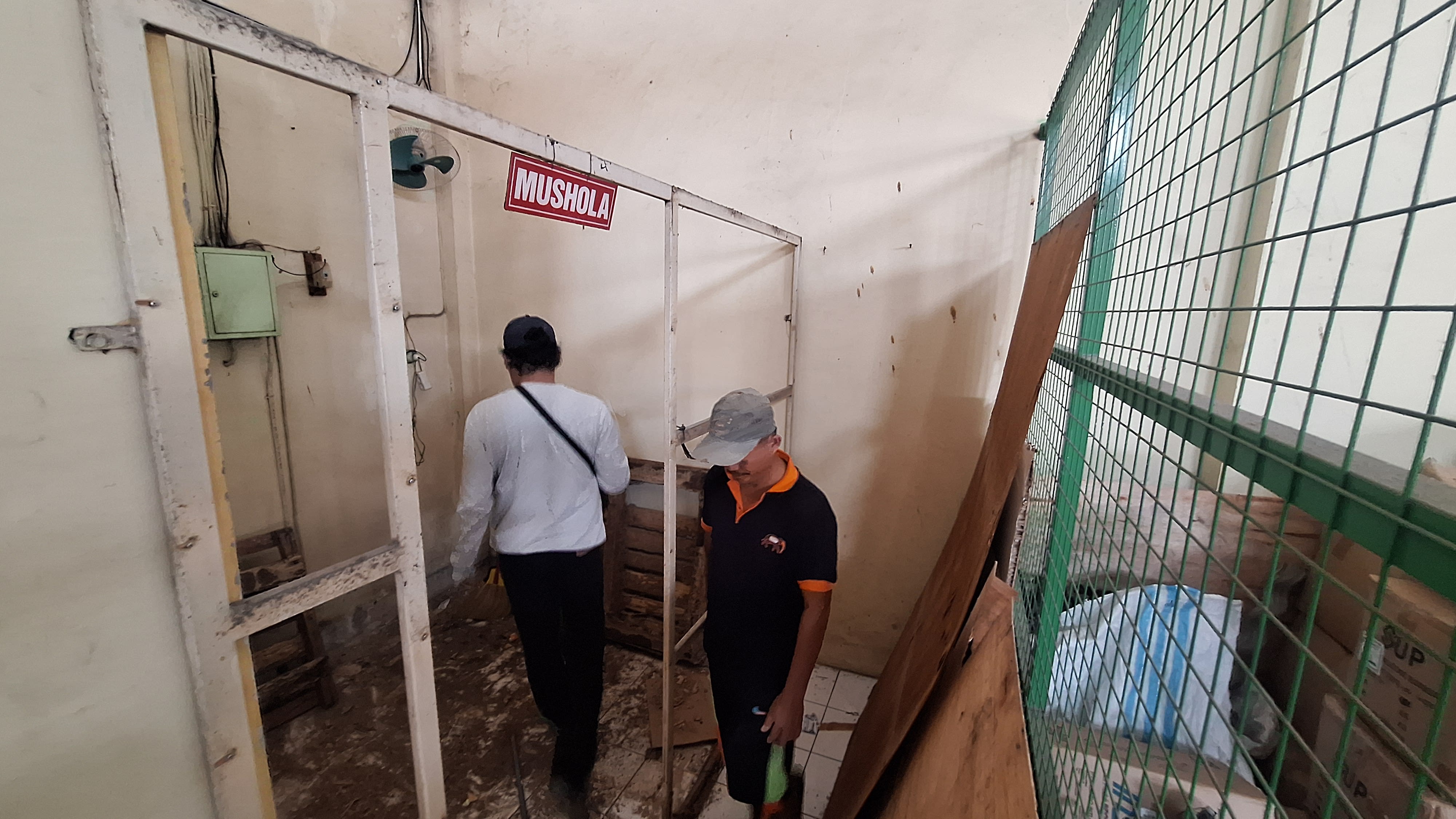 Renovasi Mushola PLN Jajar