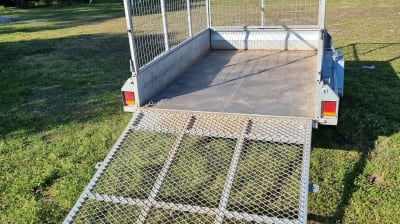 8x5 Cage Trailer with Ramp