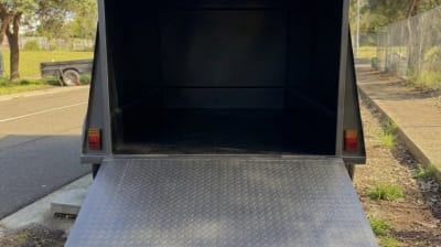 8x5 Enclosed Trailer (Dual Axle + Ramp) | 24/7 Self Service Hire