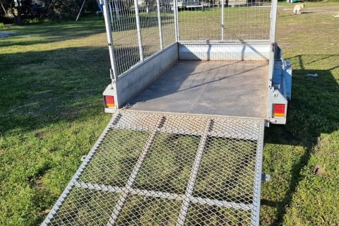 8x5 Cage Trailer with Ramp