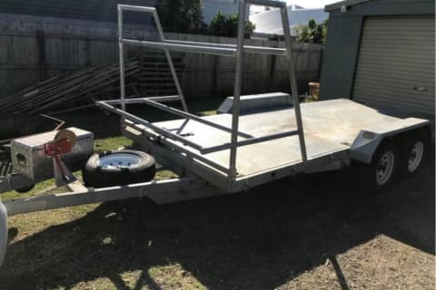 Car trailer